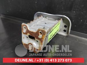 Toyota Yaris Bumpersteun links-voor O736572 foto 2