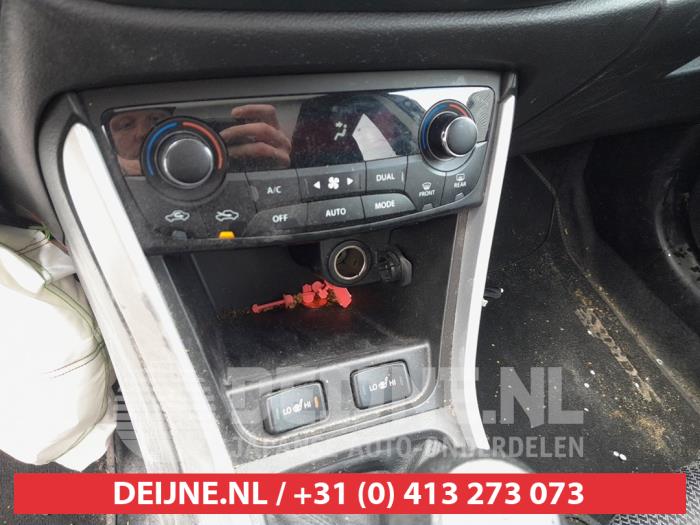 Suzuki SX-4 Heizung Bedienpaneel O736569