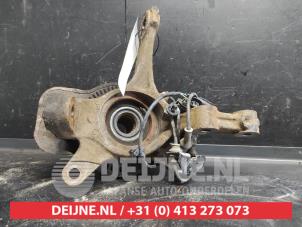 Suzuki Swift Achsschenkel links vorne O736602 foto 2