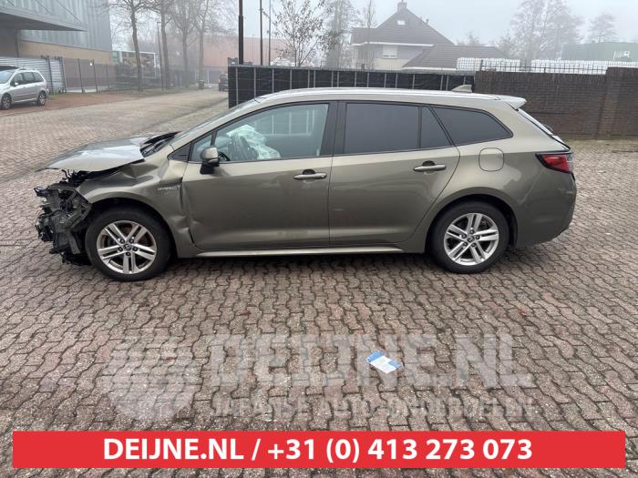 Toyota Corolla Portier 4Deurs links-voor O736613