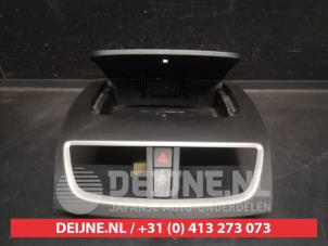 Suzuki Swift Dashboard part O736660 photo 3