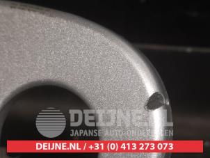 Toyota Yaris Portiergreep 4Deurs links-voor O736661 foto 2