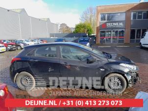 Hyundai I30 Tür 4-türig rechts vorne O736667 foto 3
