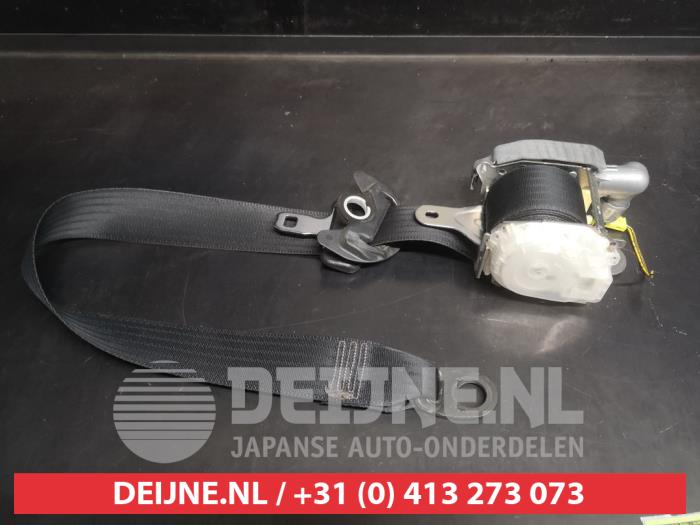 Toyota Aygo Veiligheidsgordel links-voor O736671