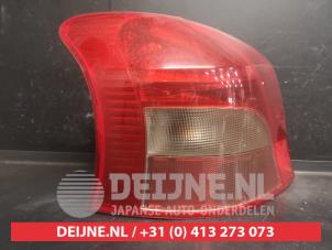 Toyota Yaris Taillight, left O736707 photo 2