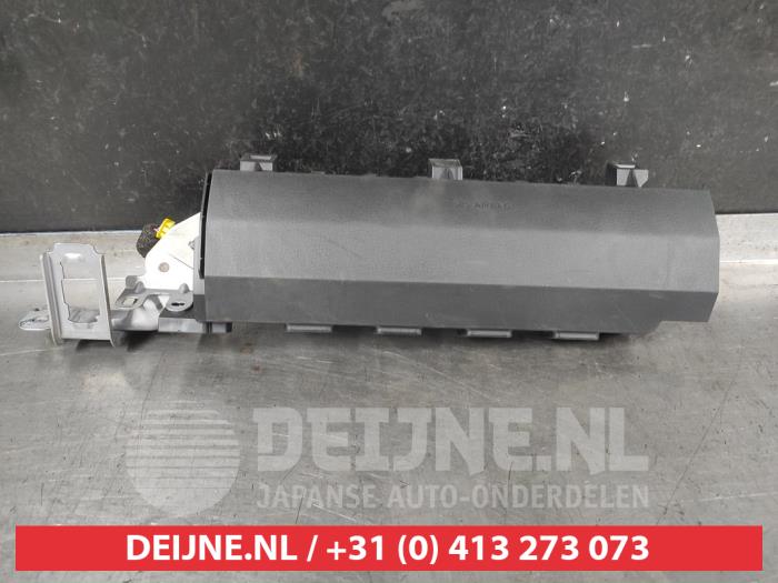 Mazda 3 Airbag Knie links O736722