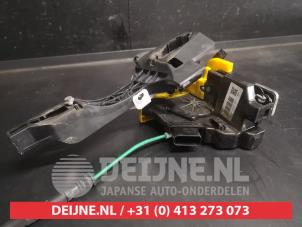 Hyundai I30 Door lock mechanism 4-door, front left O736728 photo 3