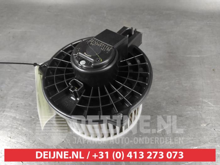 Mazda 3 Heizung Belüftungsmotor O736747