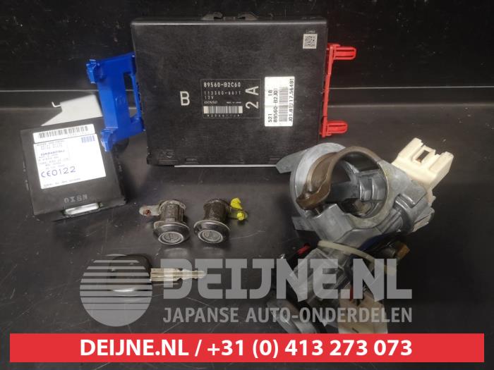Daihatsu Cuore Ignition lock + key O736805