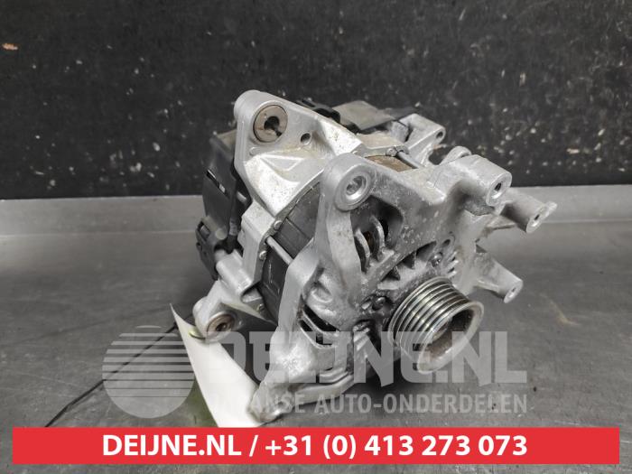 Gebruikte Dynamo Mazda 3 (BP) 2.0 SkyActiv-X 180 M Hybrid 16V Prijs op aanvraag aangeboden door V.Deijne Jap.Auto-onderdelen BV