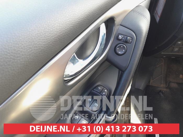 Nissan Qashqai Kombischalter Fenster O736835