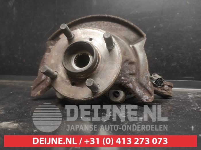 Daihatsu Cuore Knuckle, front right O736874