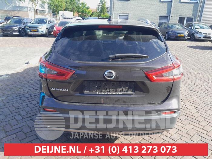 Nissan Qashqai Heckklappenreflektor links O736850