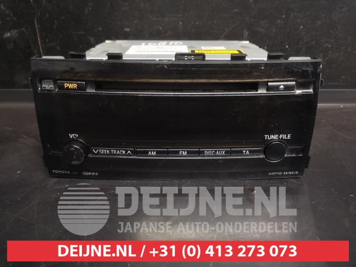 Toyota Prius Radio O736924