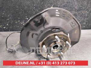 Toyota Corolla Fusee links-voor O737070 foto 2