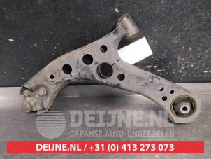 Toyota Corolla Querlenker unten rechts vorne O737074 foto 2