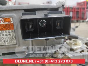 Toyota Auris Hybrid service plug O737084 photo 3