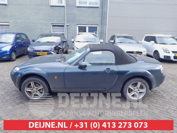 Mazda MX-5 Kotflügel links vorne O737099