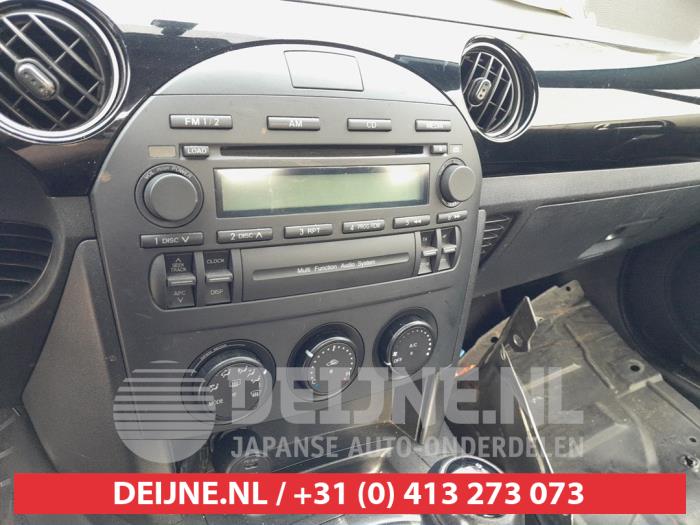 Mazda MX-5 Heater control panel O737117