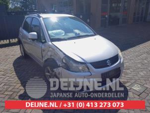 Suzuki SX-4 Bonnet O737150 photo 3