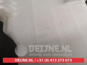 Kia Ceed Sportswagon Ruitensproeiertank voor O737190 foto 3