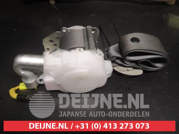 Toyota Prius Sicherheitsgurt rechts vorne O737270