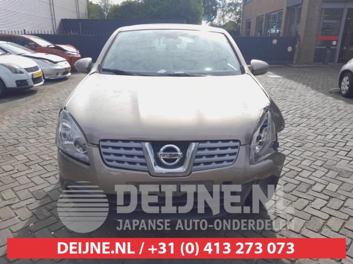 Nissan Qashqai Grille O737326