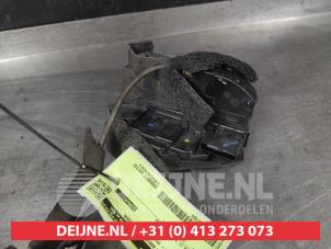 Nissan Qashqai Türschlossmechanik 4-türig links vorne O737332 foto 2