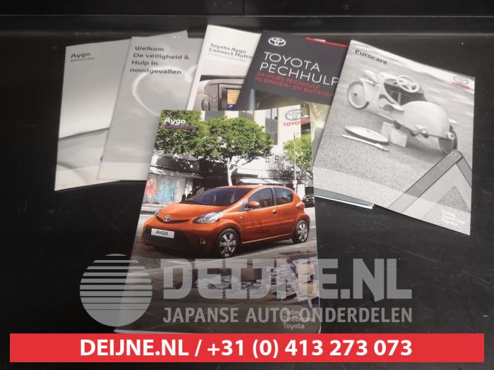 Toyota Aygo Instructie Boekje O737445