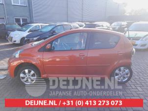 Toyota Aygo Kotflügel links vorne O737472 foto 3