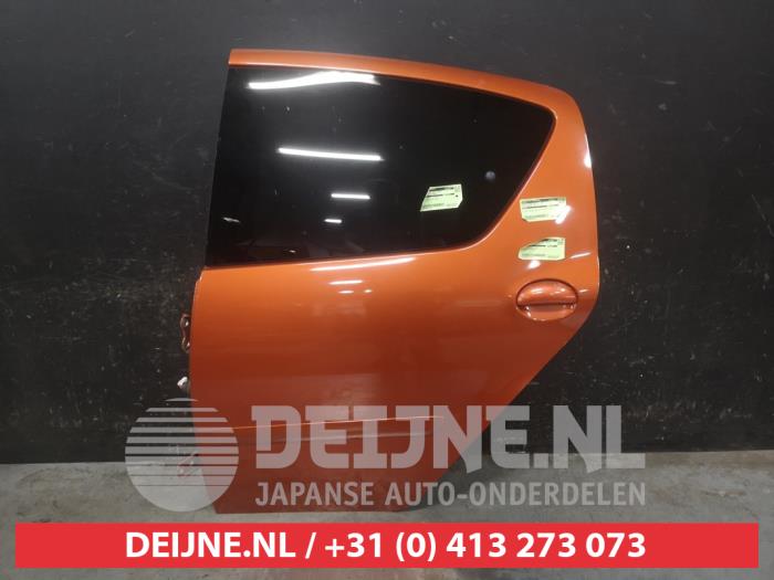 Toyota Aygo Tür 4-türig links hinten O737478