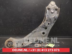 Toyota Rav-4 Querlenker unten rechts vorne O737516 foto 2