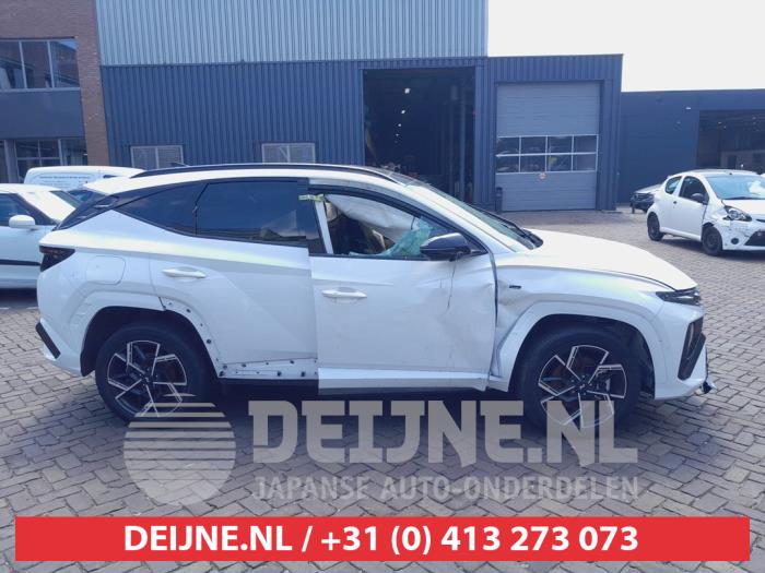 Hyundai Tucson Türscheibe 4-türig rechts hinten O737534