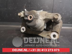 Hyundai Genesis Rear brake calliper, right O737570 photo 2