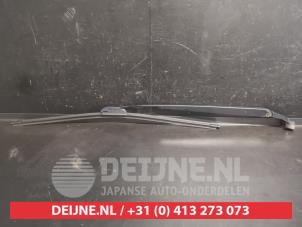 Toyota Prius Ruitenwisserarm voor O737668 foto 2