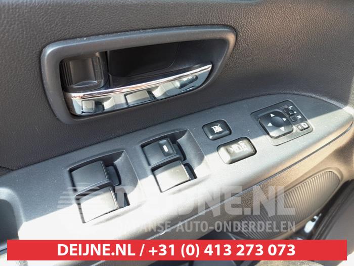 Mitsubishi ASX Multi-functional window switch O737672