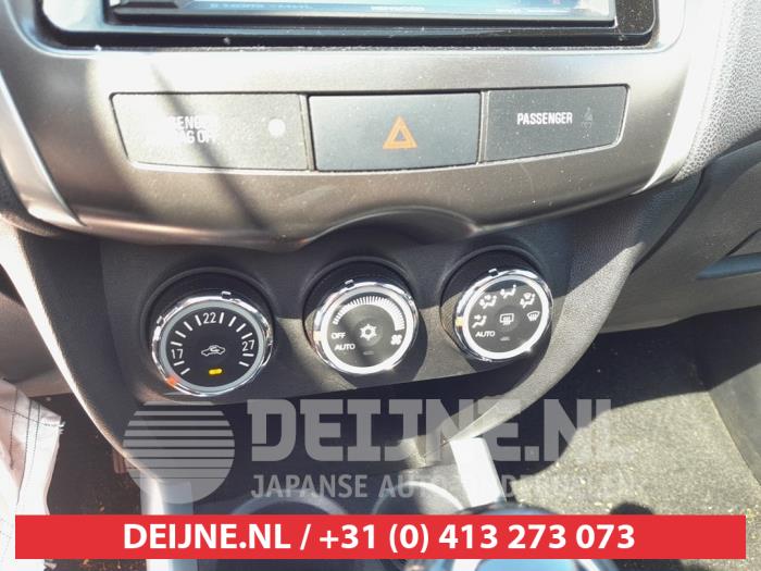 Mitsubishi ASX Heater control panel O737702