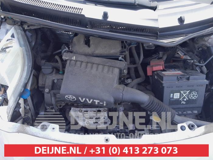 Toyota Yaris Motor O737733