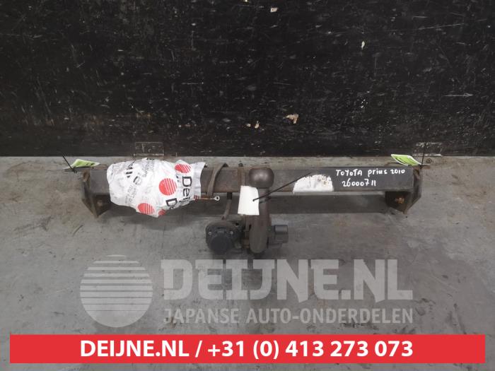 Toyota Prius Anhängerkupplung O737841