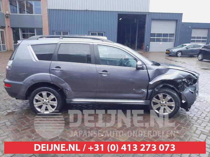 Mitsubishi Outlander Zusätzliches Fenster 4-türig rechts hinten O737880