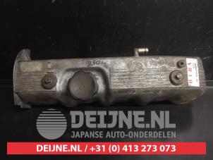 Hyundai Galloper Rocker cover O737854 photo 4