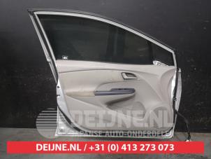 Honda Insight Portier 4Deurs links-voor O737896 foto 2