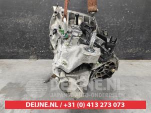 Nissan Qashqai Gearbox O737967 photo 2