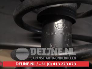 Hyundai I10 Schokdemperpoot rechts-voor O738038 foto 3