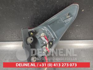 Toyota Auris Rücklicht links O738109 foto 2