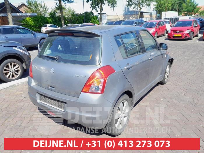 Suzuki Swift Rücklicht rechts O738206