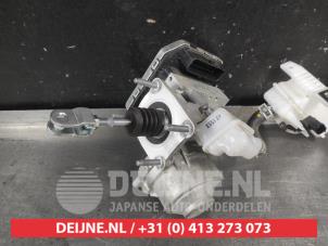 Hyundai Kona Rembekrachtiger O738230 foto 2