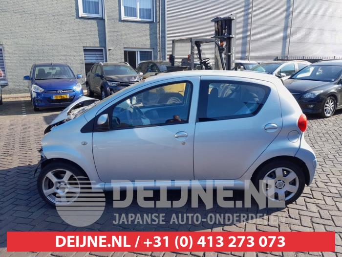 Toyota Aygo Tür 4-türig links hinten O738301