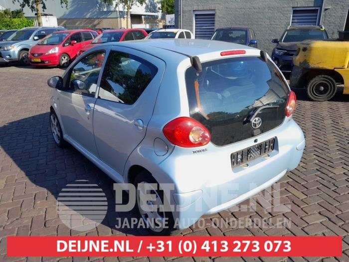 Toyota Aygo Achterlicht links O738305