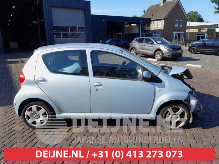 Toyota Aygo Tür 4-türig rechts hinten O738310